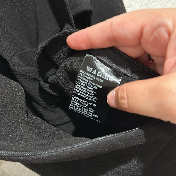 URBAN OUTFITTERS V-Neck Cross Back Cropped Wide Leg Jumpsuit Neutral Bla… - Picture 10 of 14